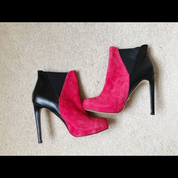 VS Hot Pink Suede Black Leather Ankle Boots 8.5 B - Picture 3 of 8
